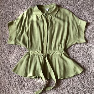 Light green. Kimono style short sleeve.